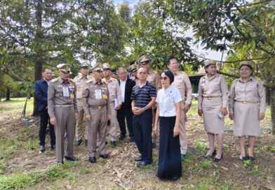 องคมนตรี ลงพื้นที่ตรวจเยี่ยมพื้นที่เกษตรที่ได้รับประโยชน์จากโครงการอันเนื่องมาจากพระราชดำริ จังหวัดปราจีนบุรี